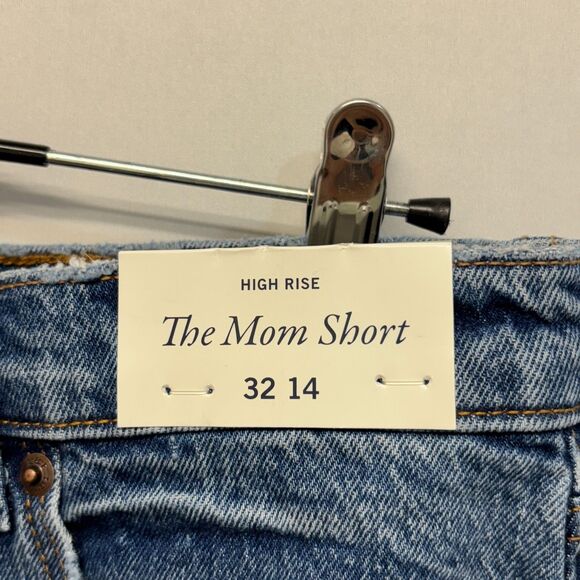 NWT Abercrombie & Fitch Women High Rise Mom Jean Shorts Size 32/14 Denim C056 -9 - Picture 14 of 16